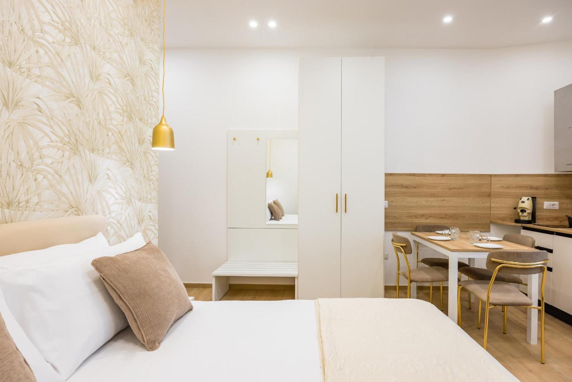 Appartamento 4 Stelle Housing - And By Wonderful Italy *