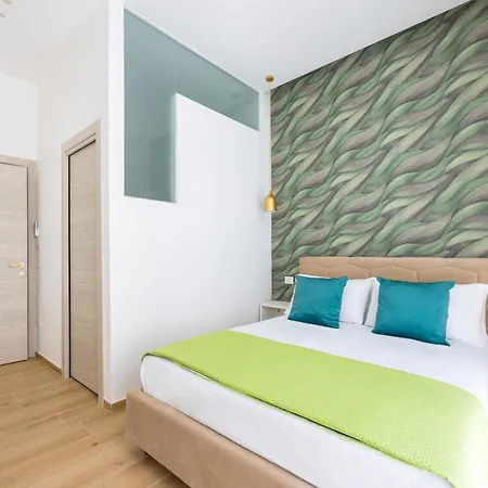 4 Stelle Housing - Rooms And Apartments By Wonderful Italy Naples Exterior photo