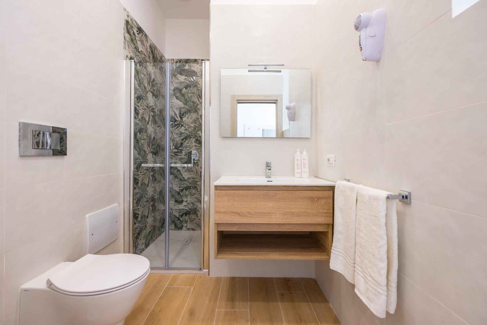 4 Stelle Housing - And By Wonderful Italy Neapel